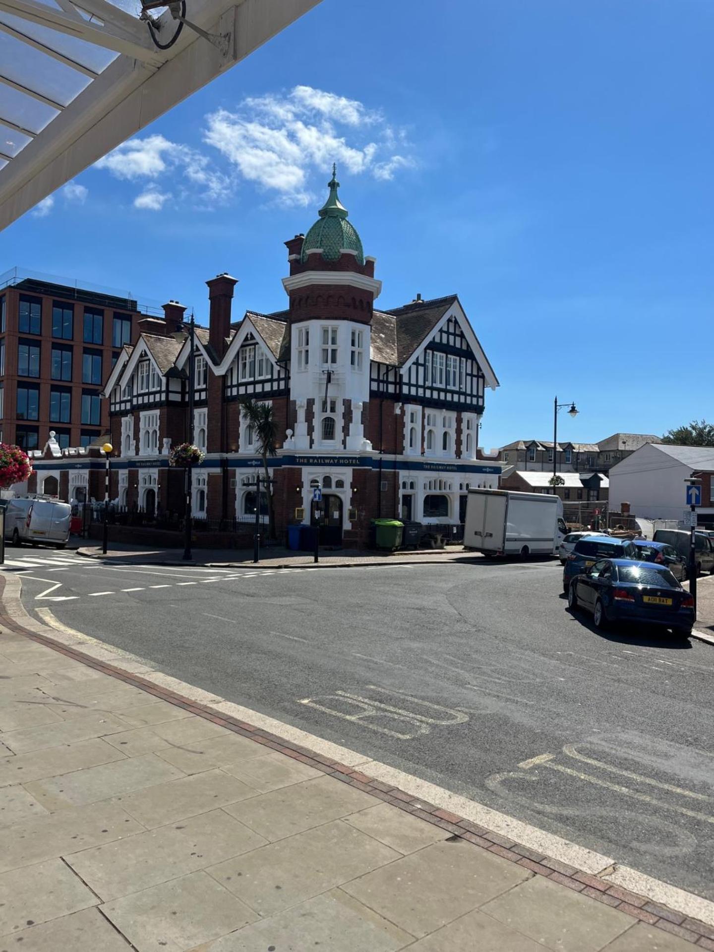 The Railway Hotel 4*