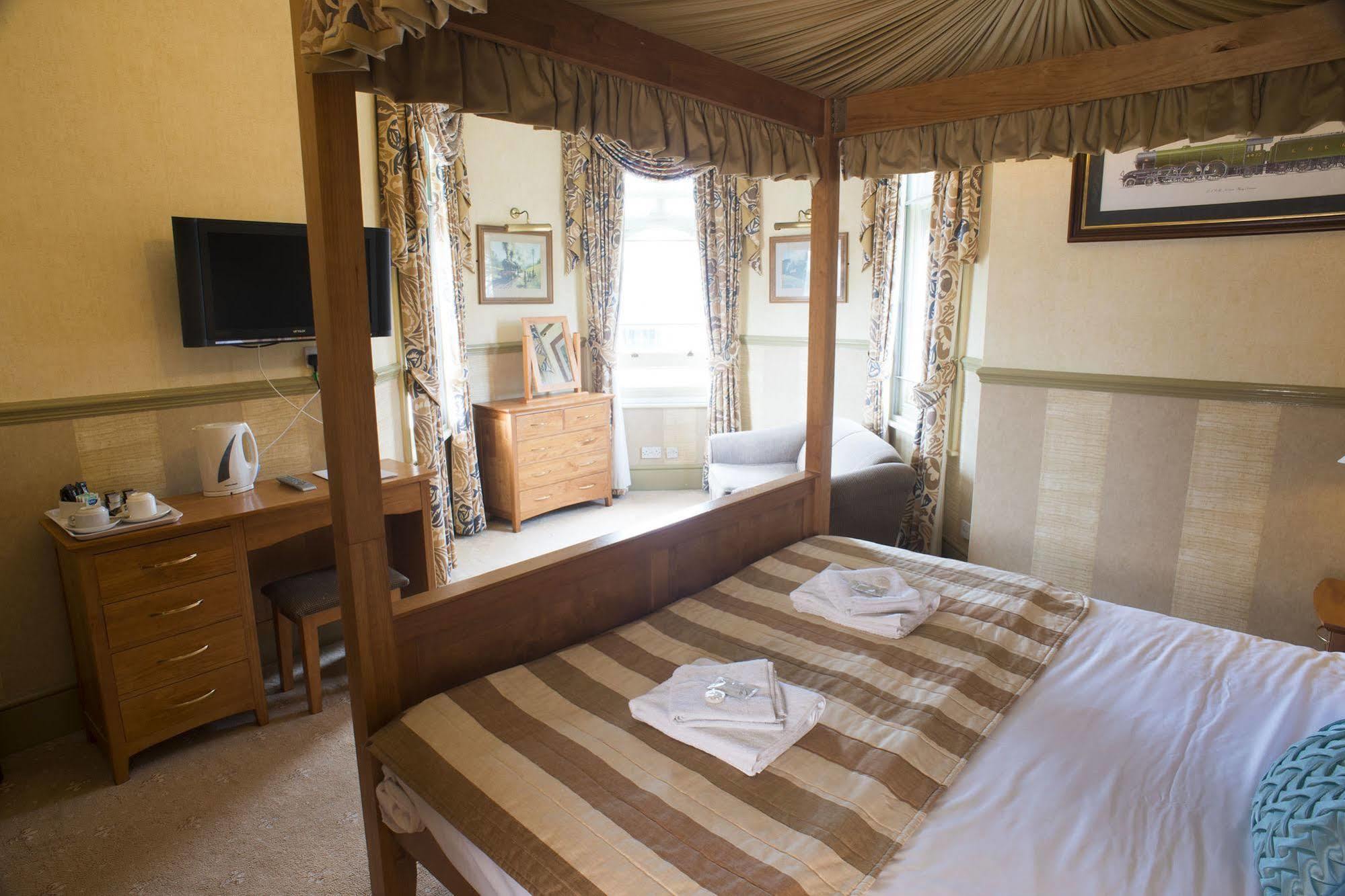 The Railway Hotel Worthing