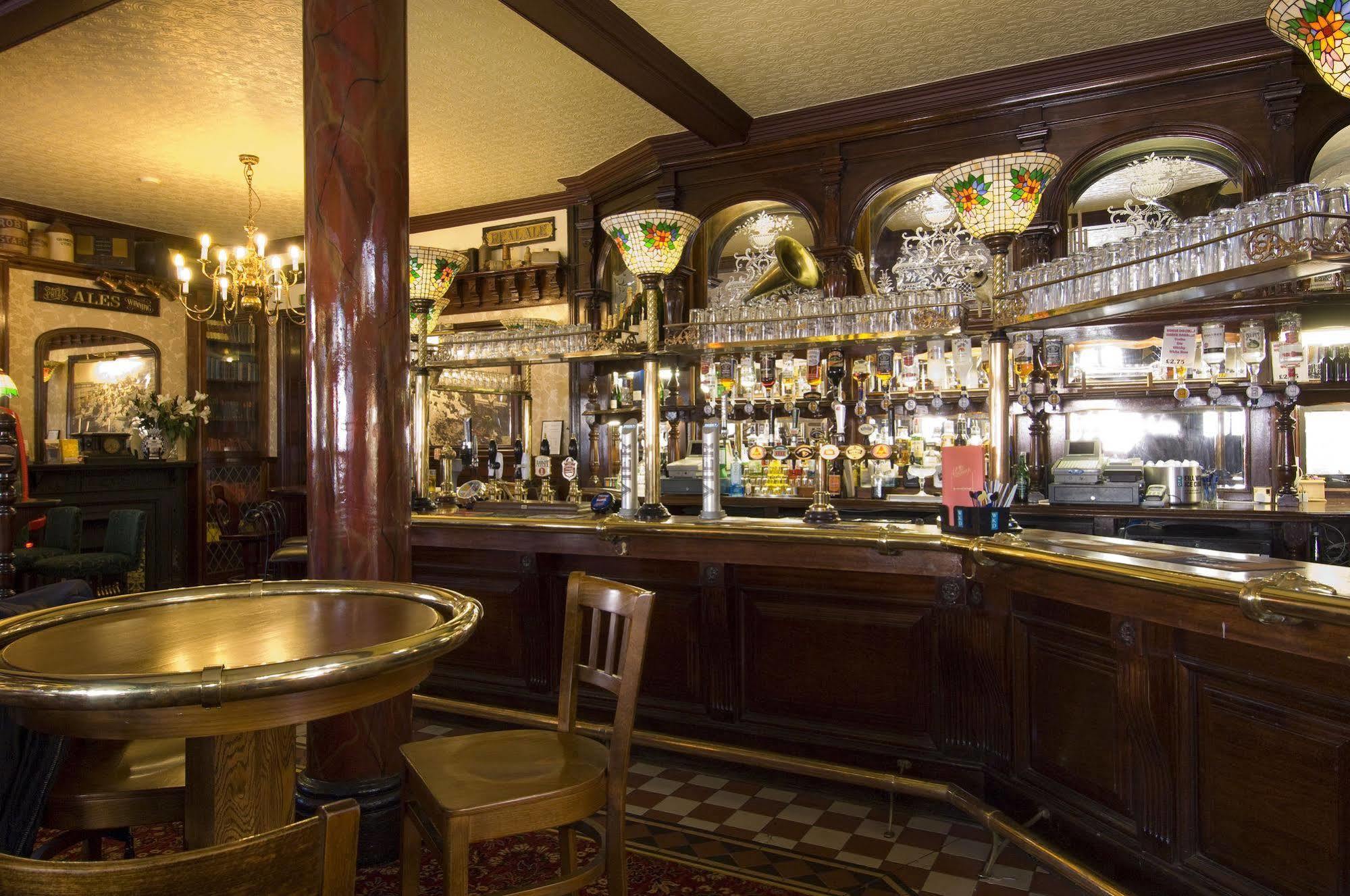 The Railway 4* Worthing